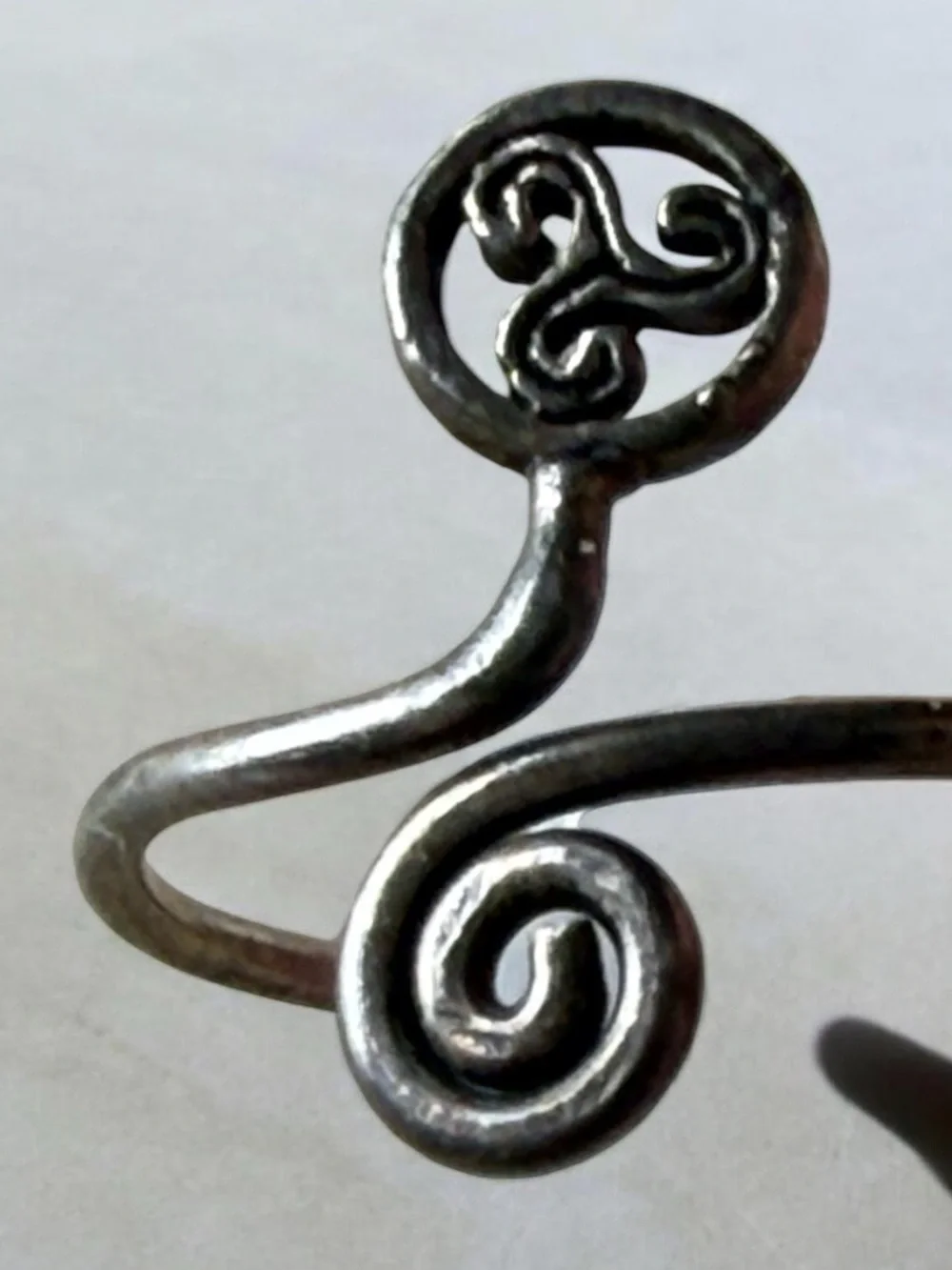 Vintage Bohemian Handcrafted Silver-Tone Spiral Open Wrap Ring!